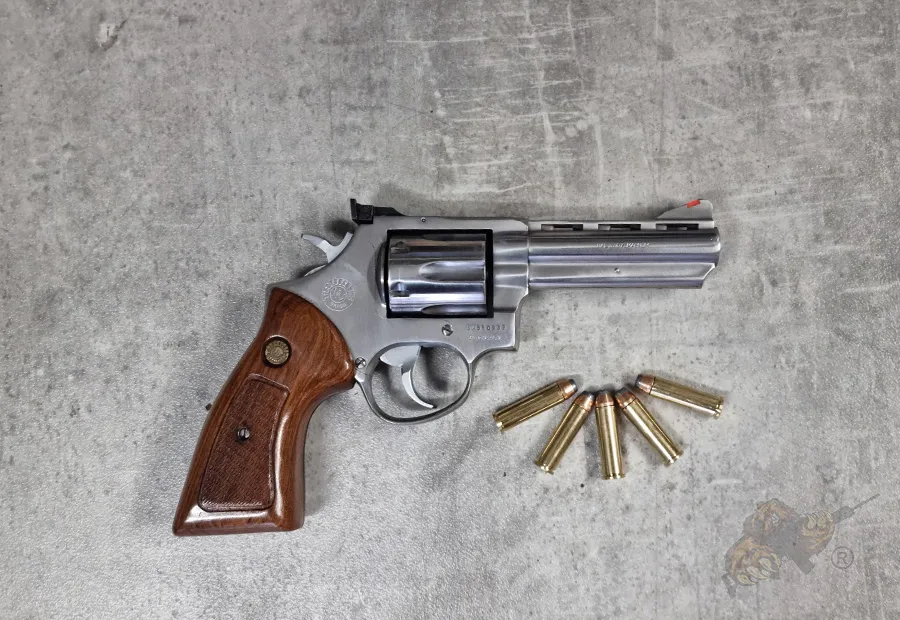 Revolver .357 Magnum - Smith & Wesson - 5 Schuss